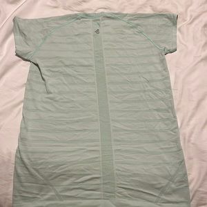 Lululemon shirt